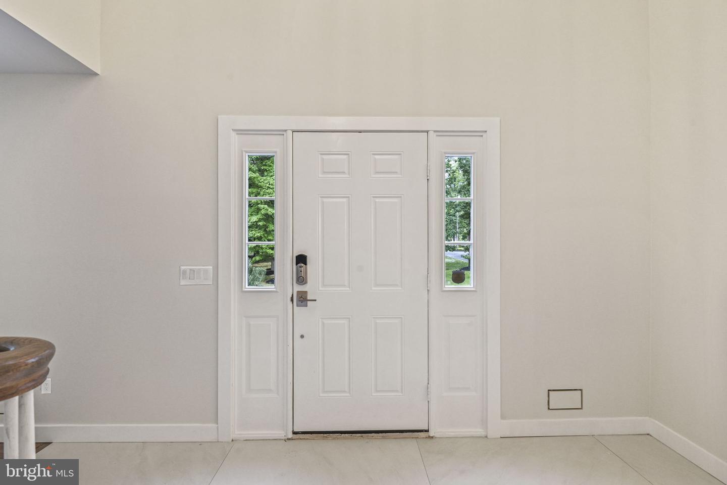 16 Pine Property Photo 12