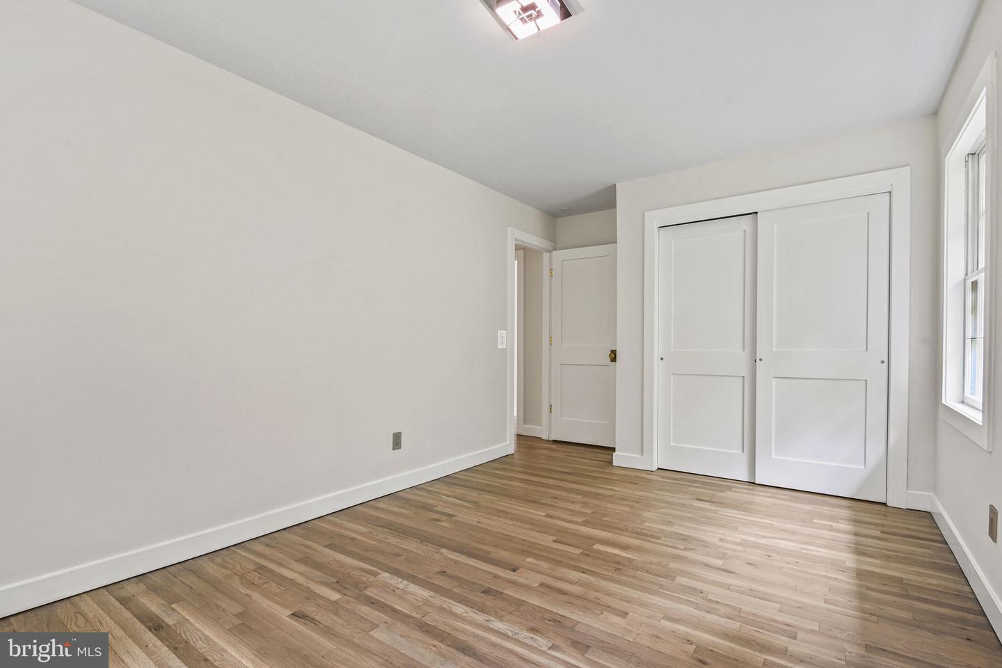 16 Pine Property Photo 40