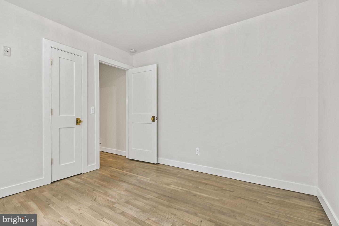 16 Pine Property Photo 44