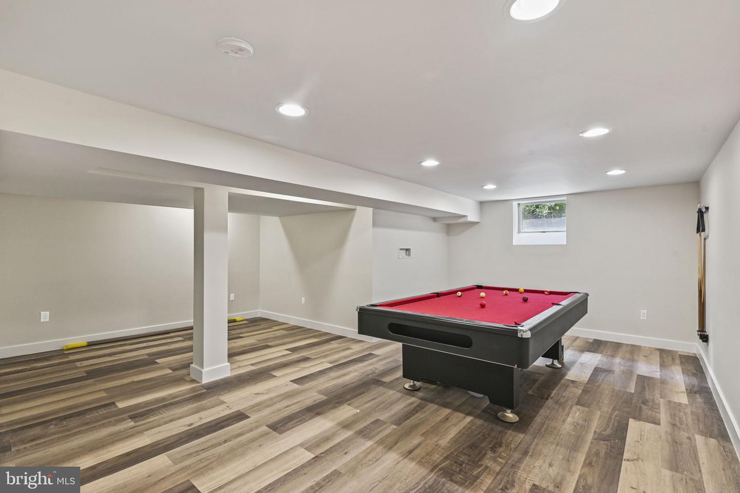 16 Pine Property Photo 47