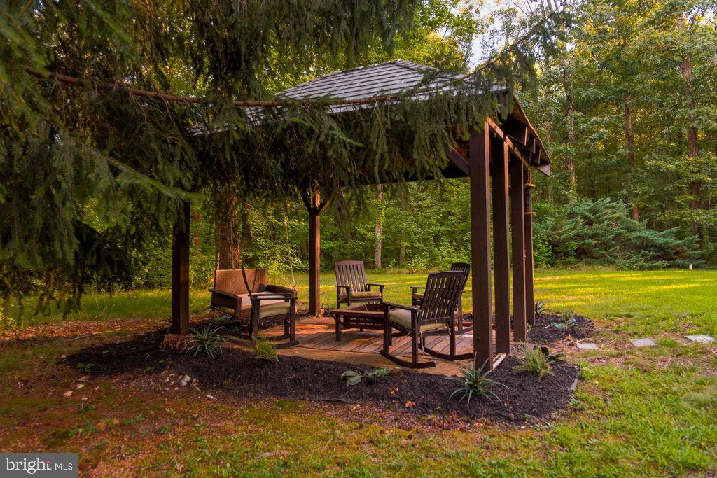 16 Pine Property Photo 50