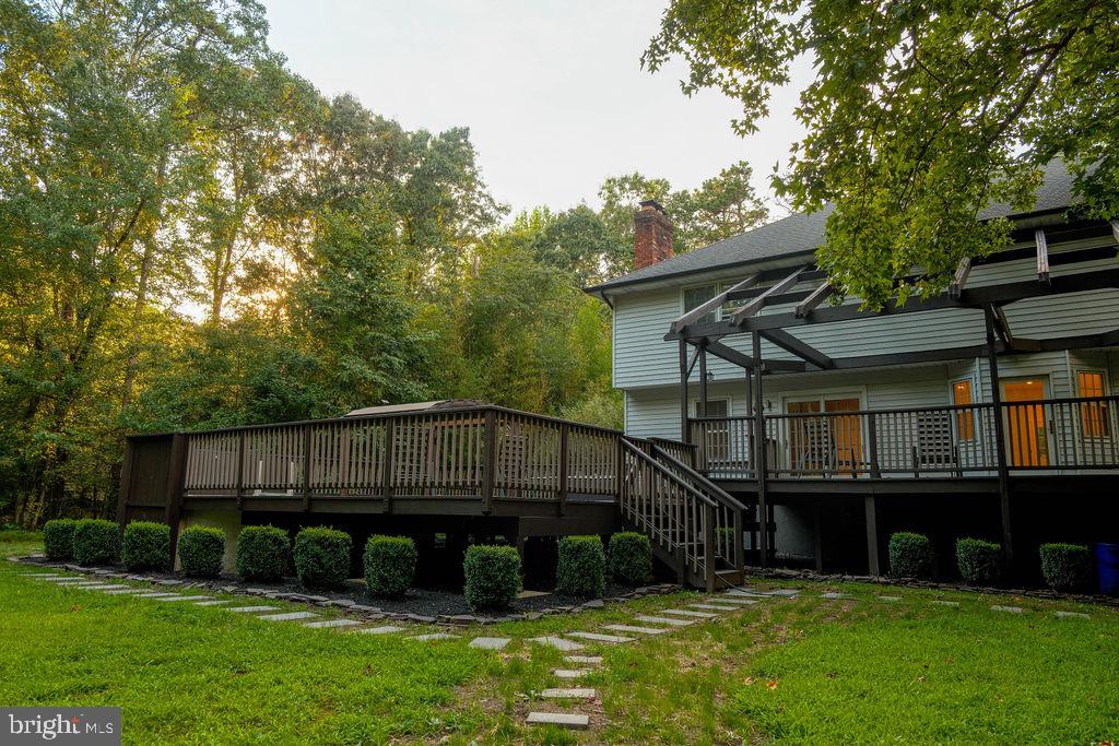 16 Pine Property Photo 51