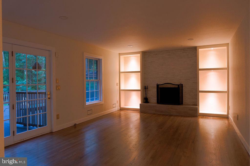 16 Pine Property Photo 58