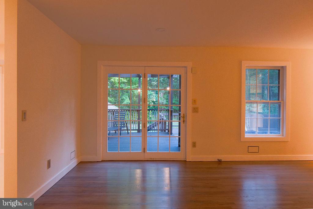 16 Pine Property Photo 60