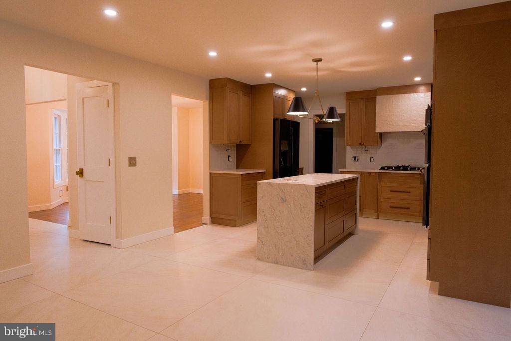16 Pine Property Photo 63