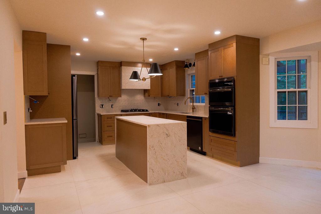 16 Pine Property Photo 65