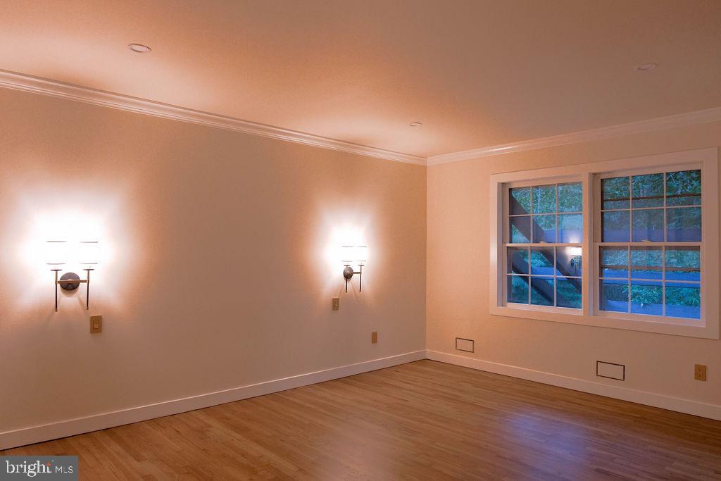 16 Pine Property Photo 72