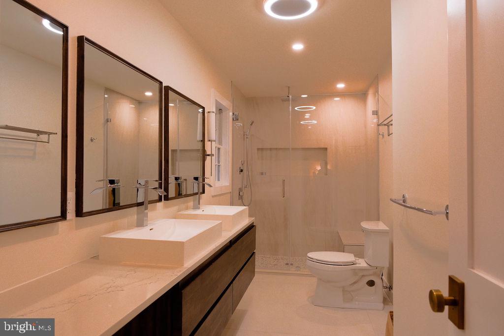 16 Pine Property Photo 75