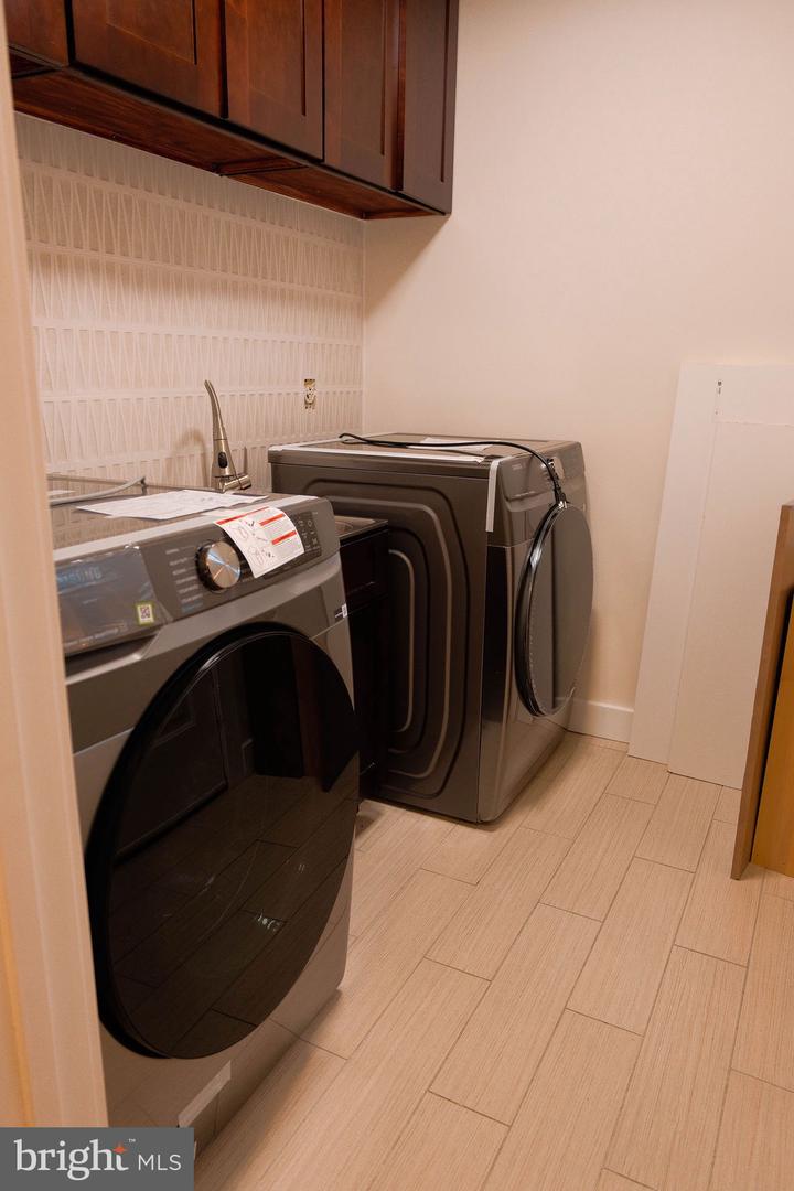 16 Pine Property Photo 86