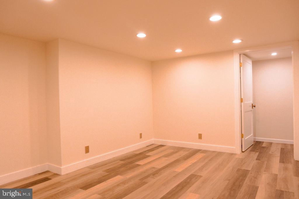 16 Pine Property Photo 91