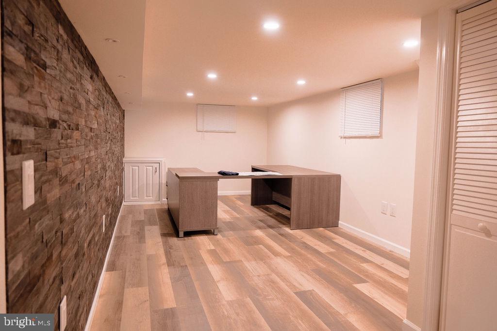 16 Pine Property Photo 93