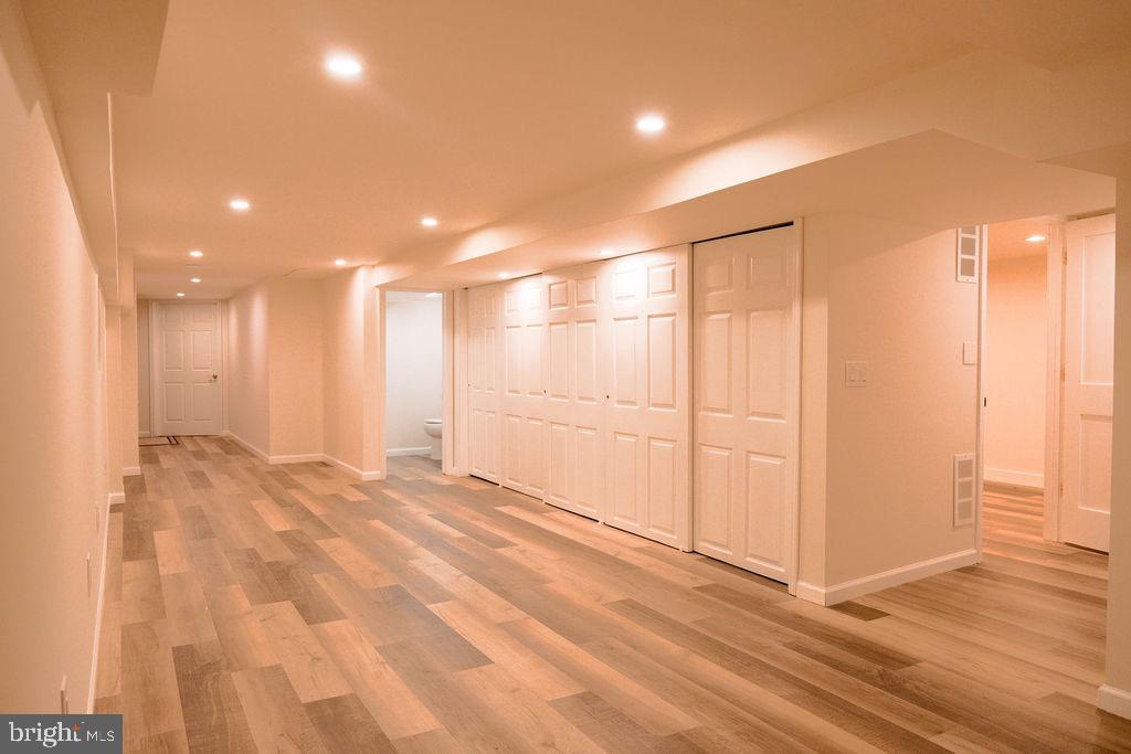 16 Pine Property Photo 94