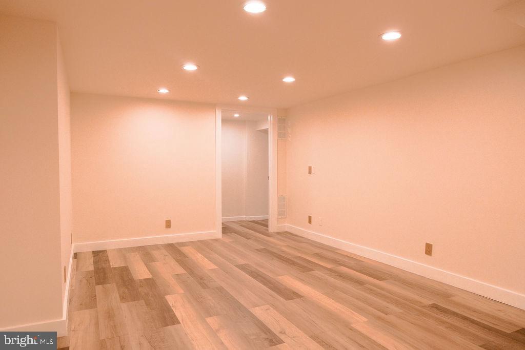 16 Pine Property Photo 97