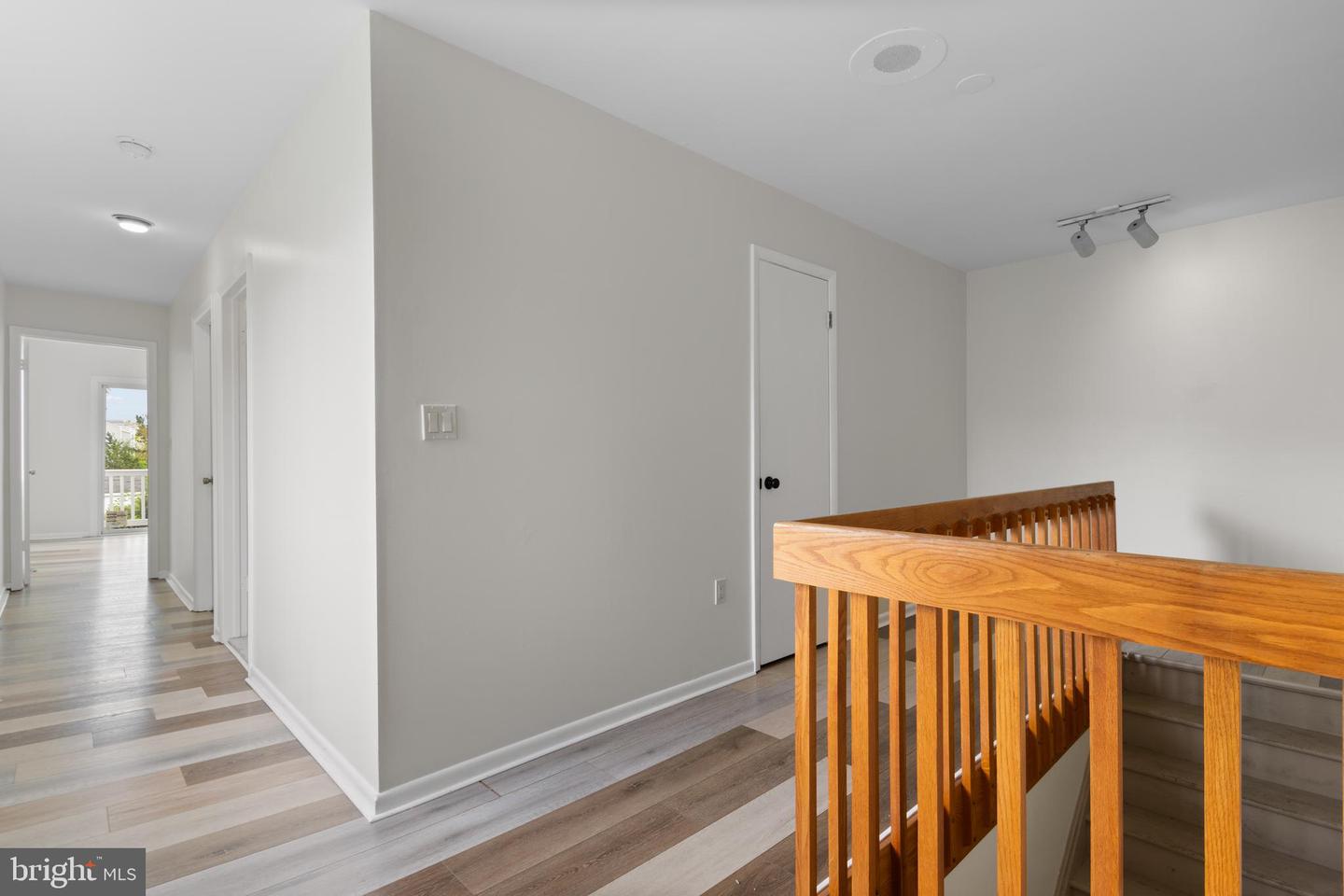 593 Patten Ave Property Photo 12