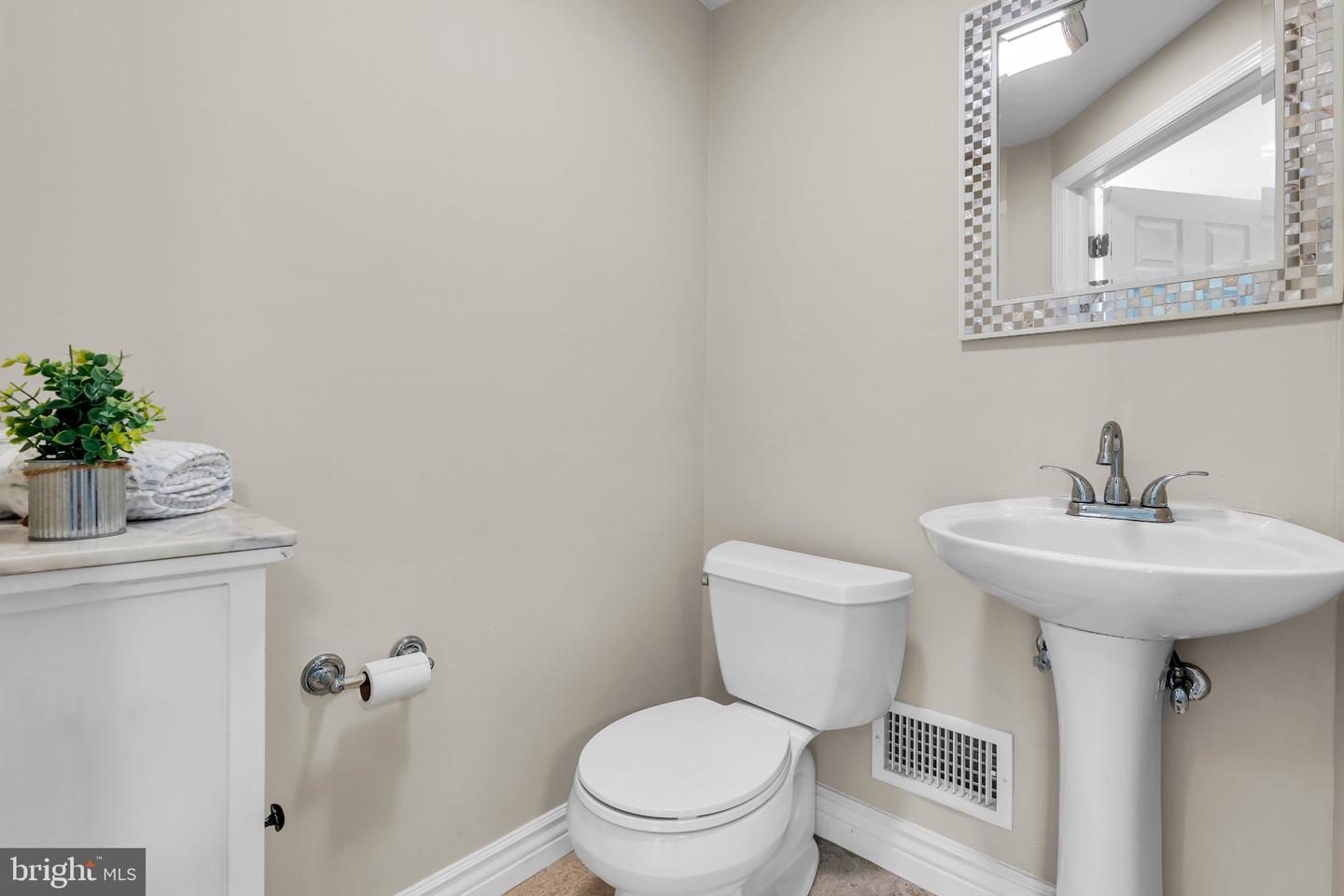 40 Miller St Property Photo 9