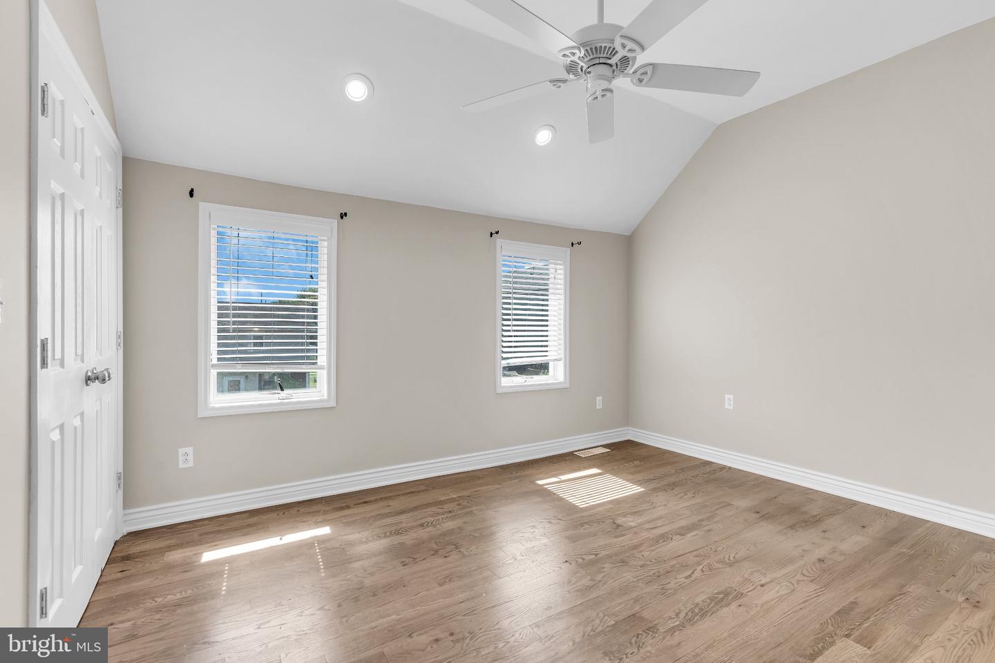 40 Miller St Property Photo 18