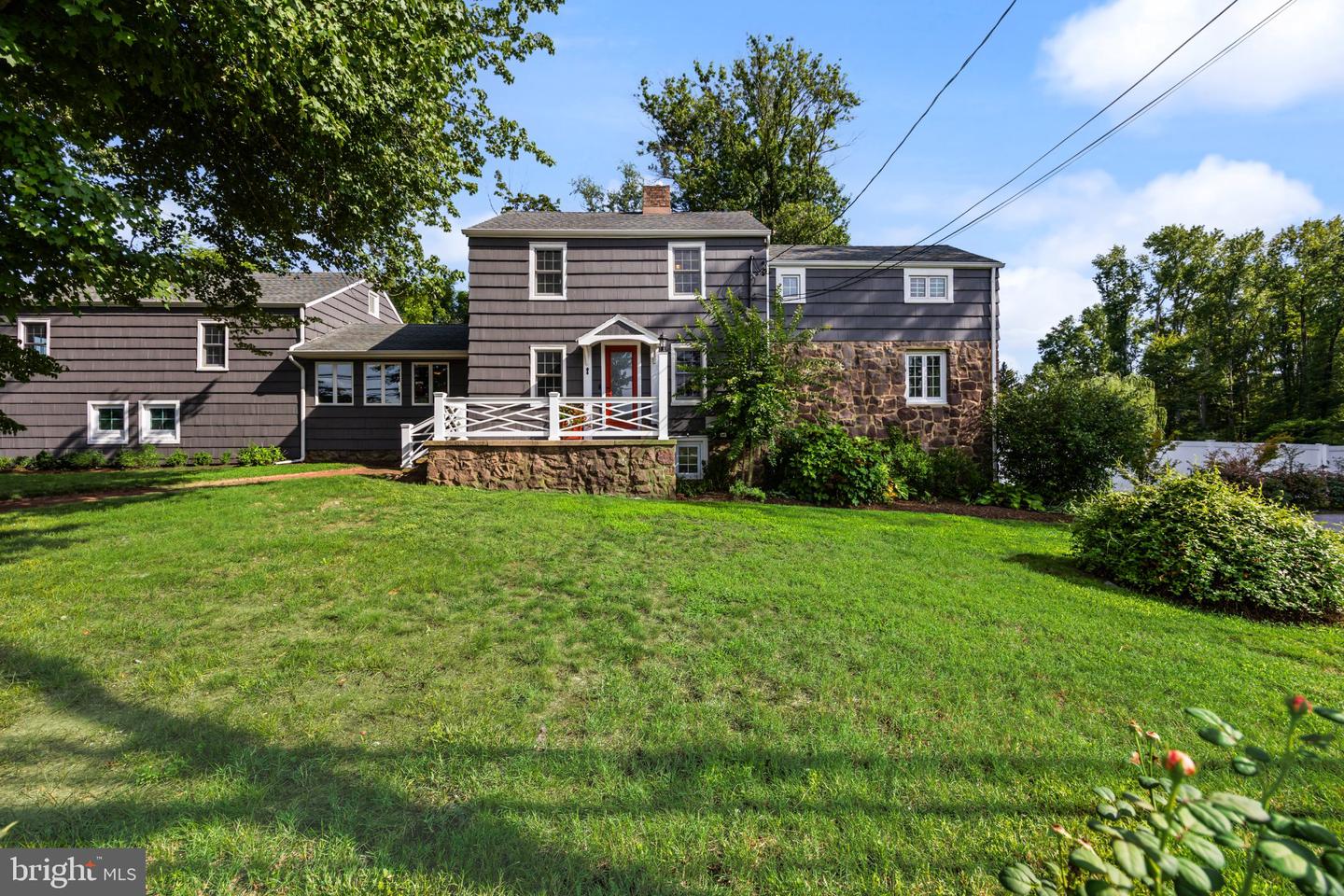 543 Old York Rd Property Photo 1