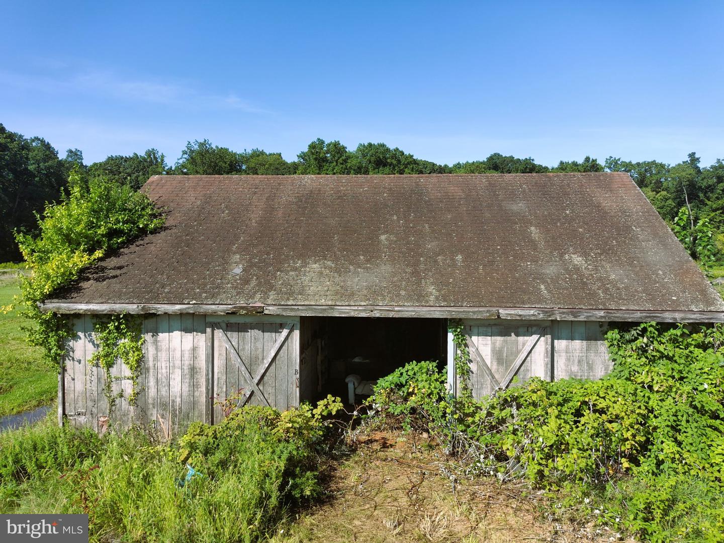38 Hill Rd Property Photo 25
