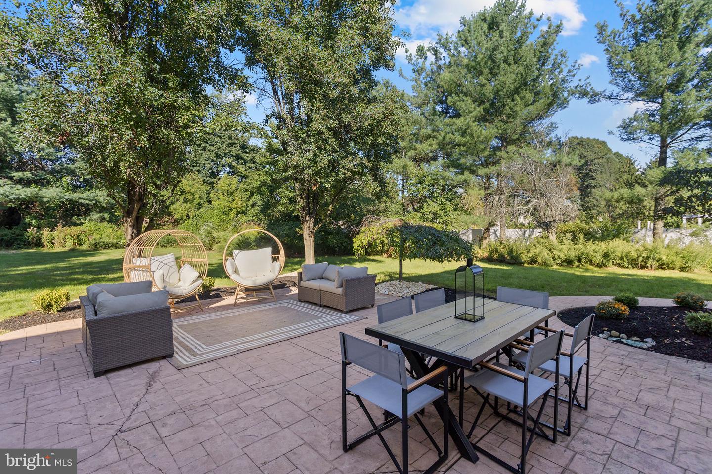 150 Lions Property Photo 46