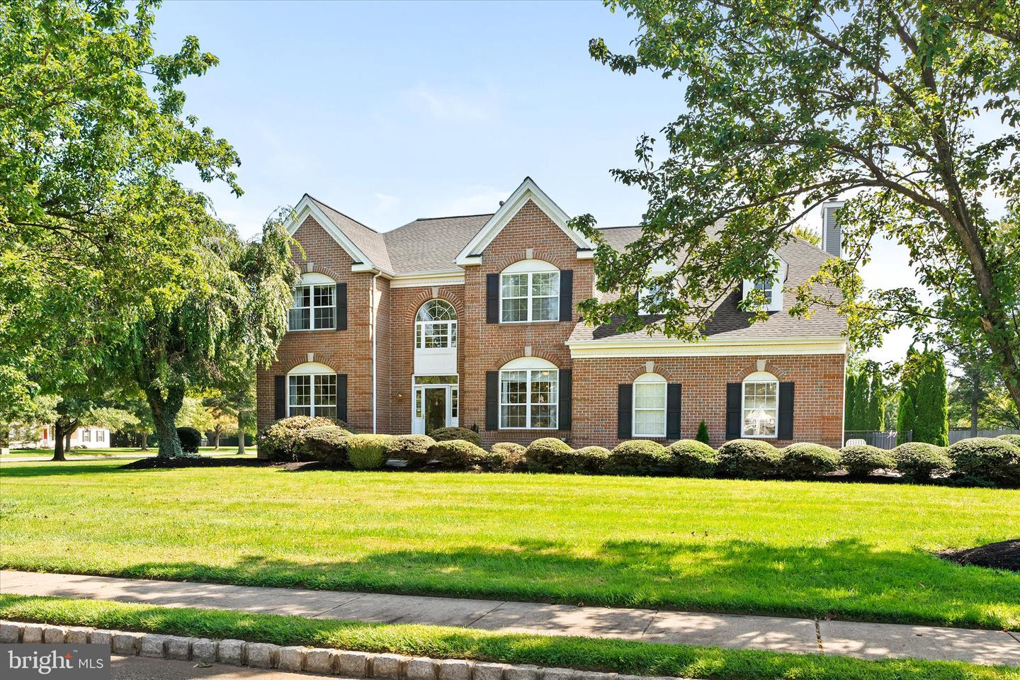 1 Somerset Ct Property Photo 1