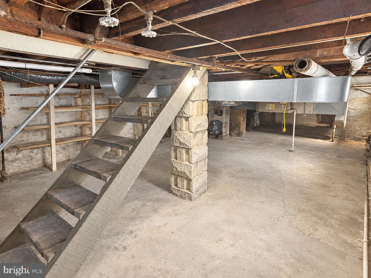 16 Church St Property Photo 20