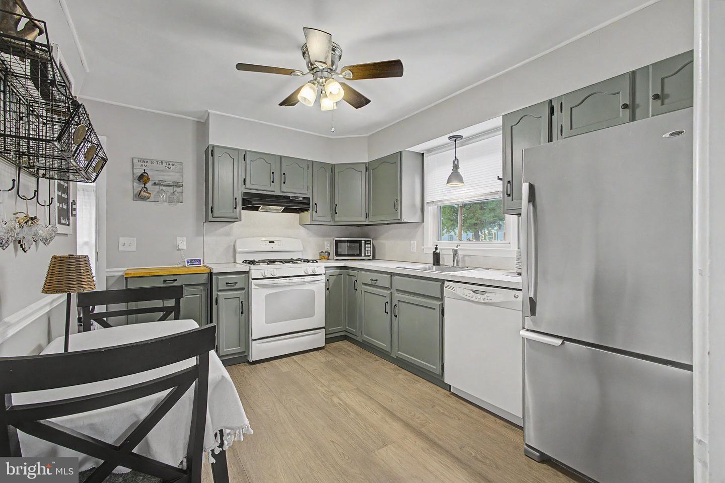 39 Waldron Rd Property Photo 10