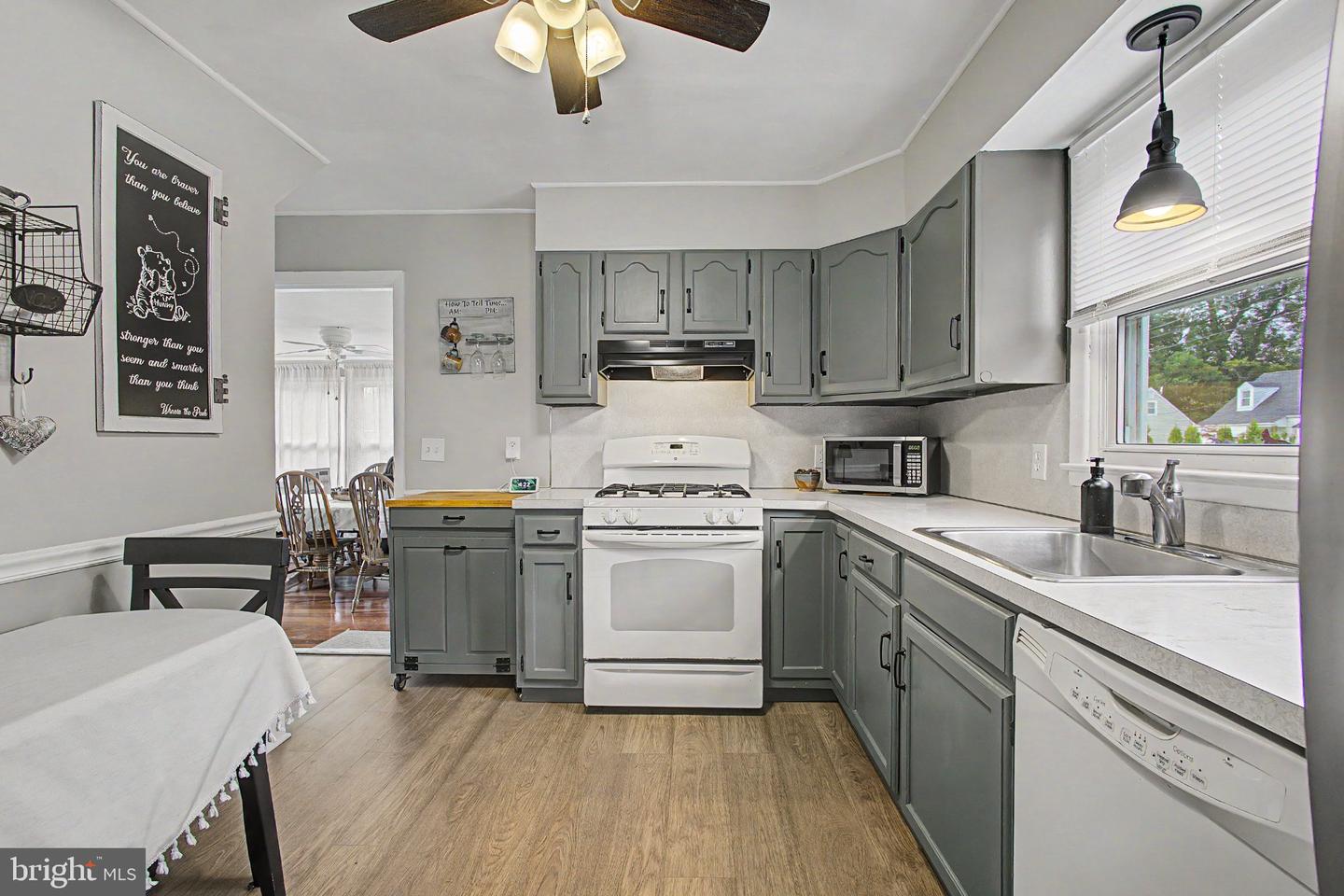 39 Waldron Rd Property Photo 11