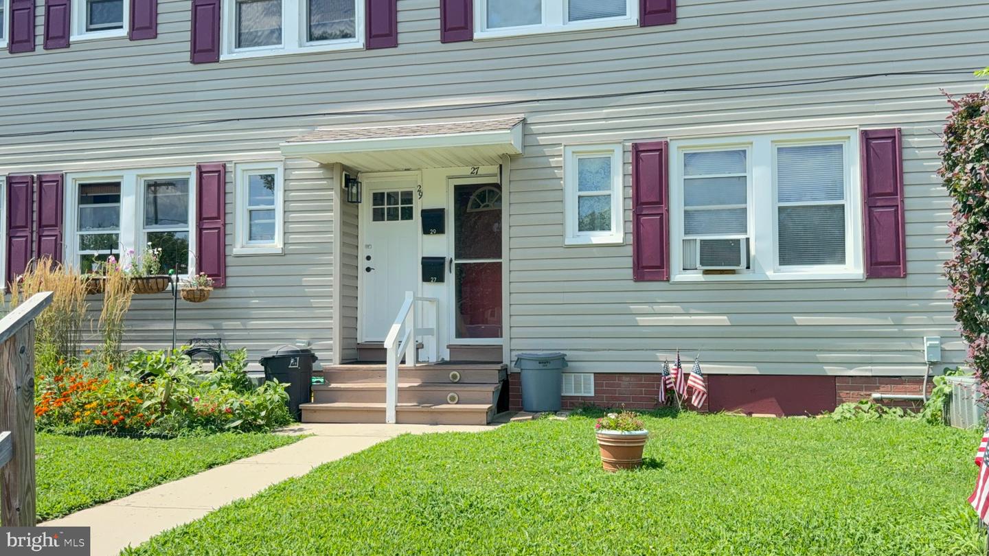 27 BARKER AVE