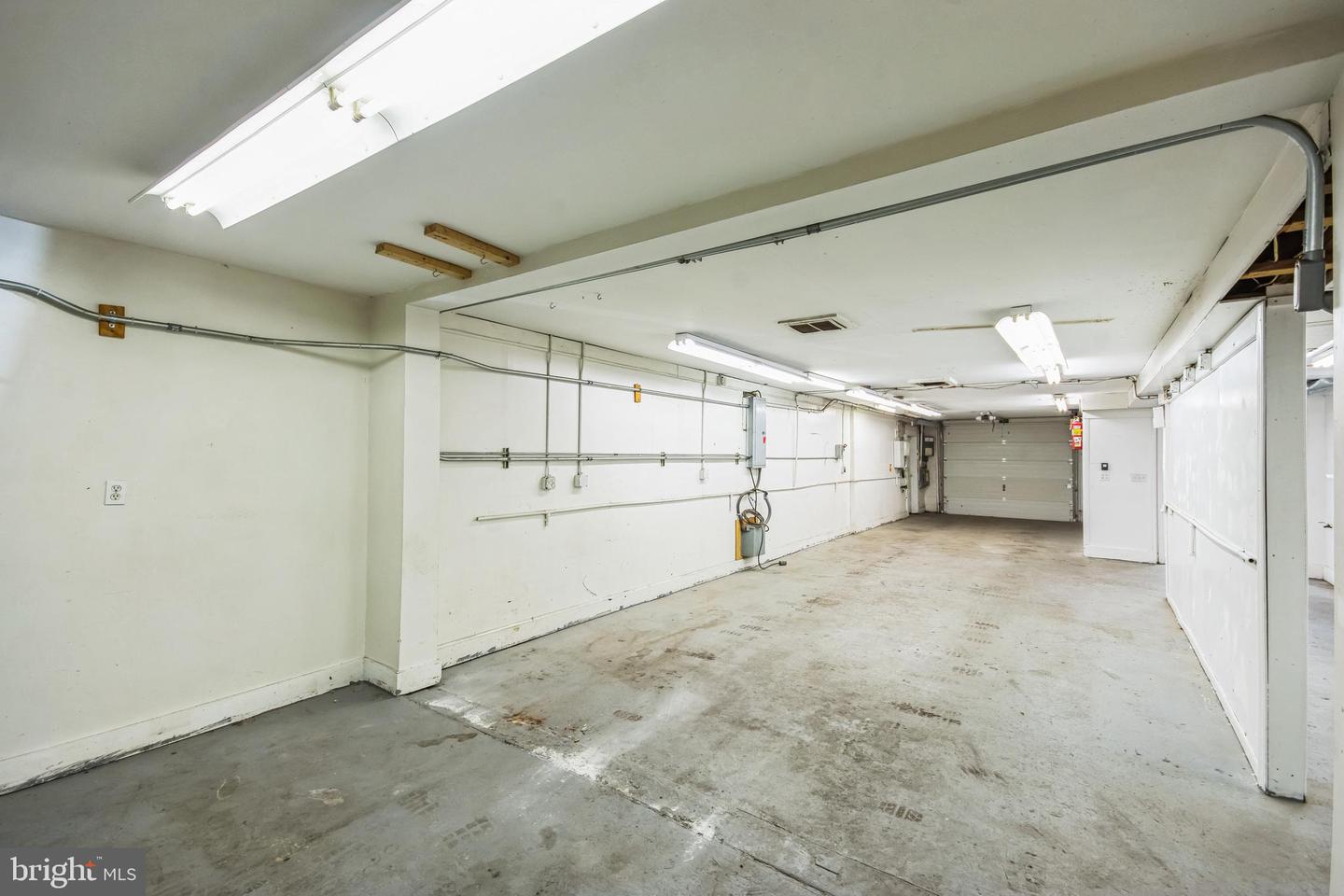 6 Spring St Property Photo 12