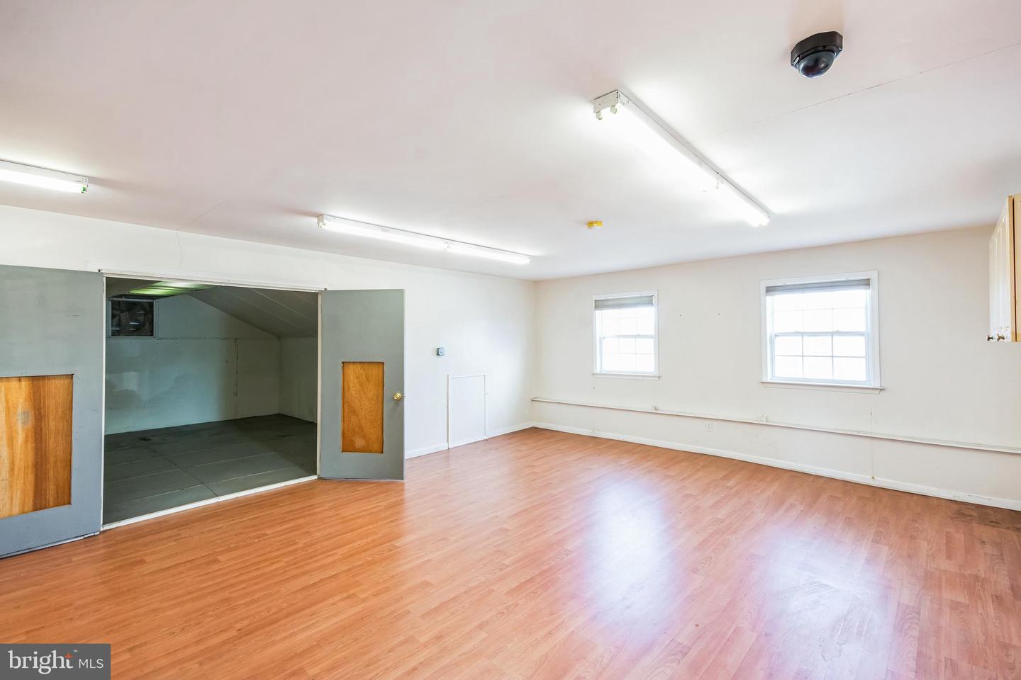 6 Spring St Property Photo 14