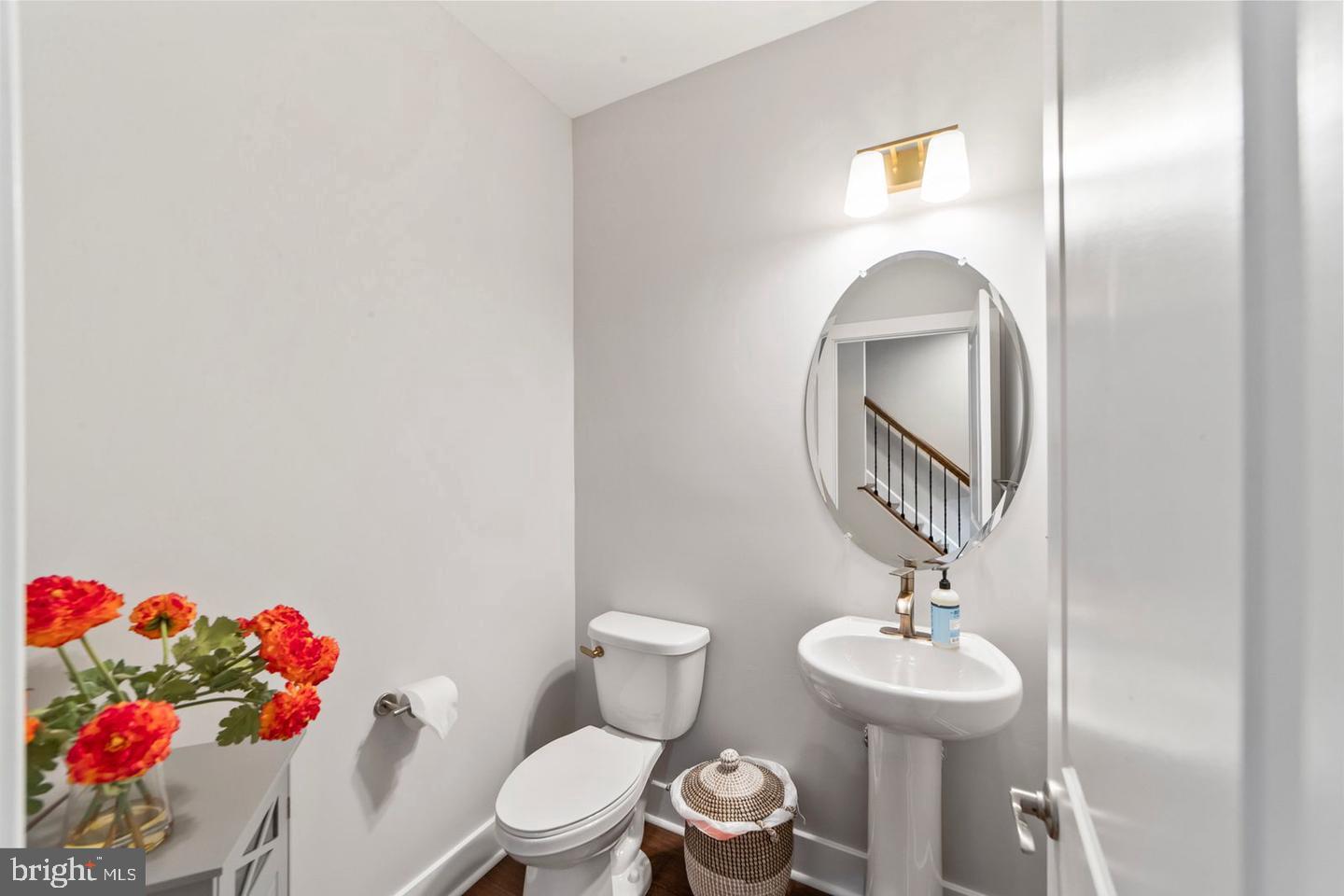 64 Riverwalk Property Photo 15