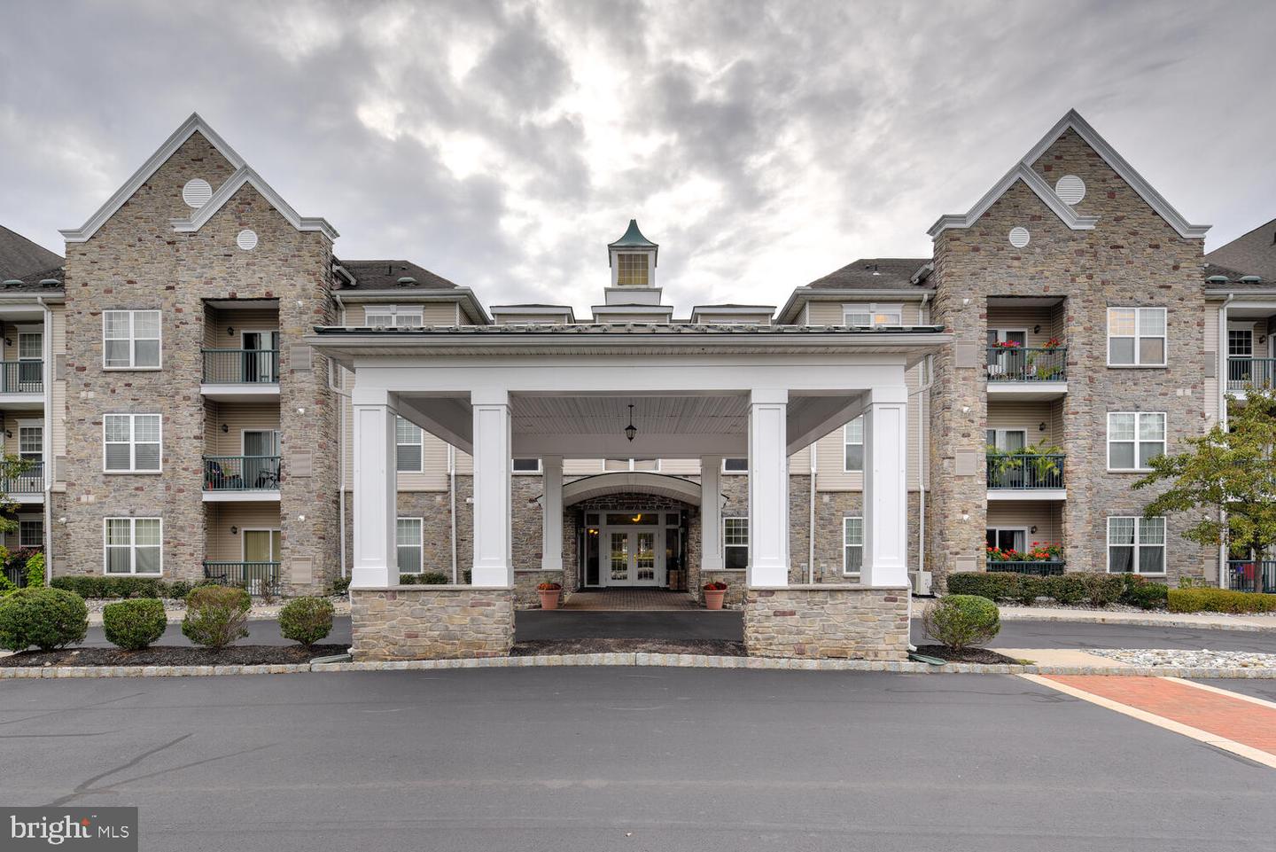 100 MIDDLESEX BLVD #211