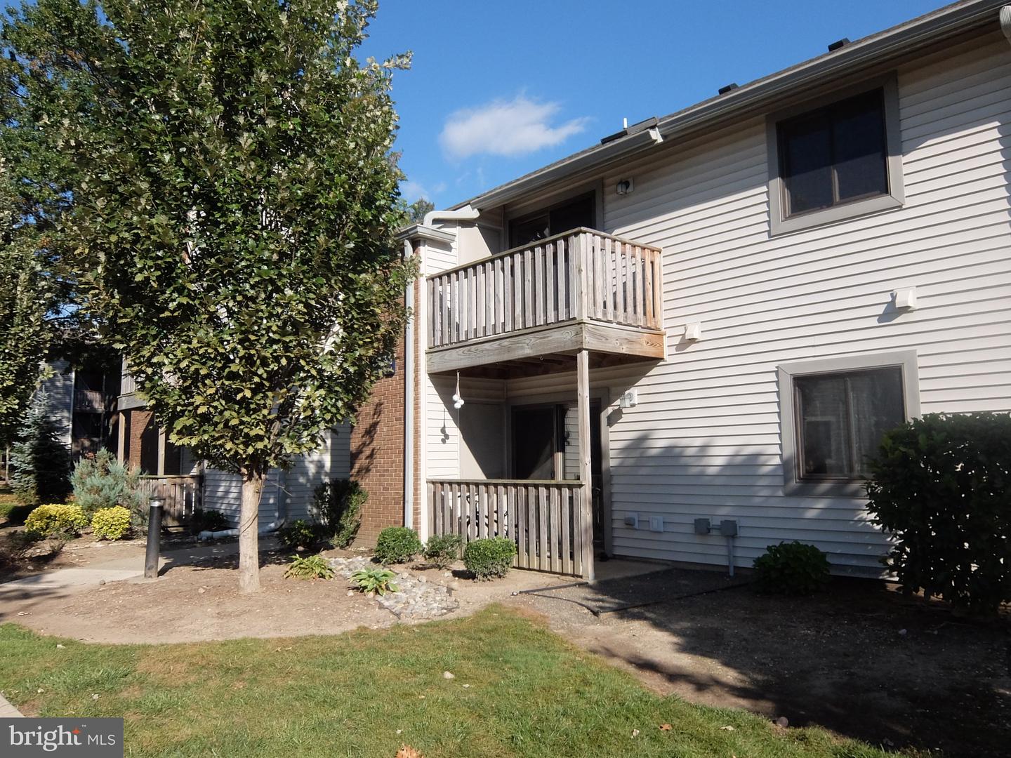 4906 RAVENS CREST DR Property Photo 1