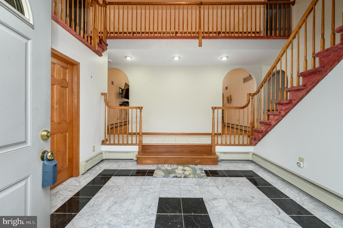 4 Drinking Brook Rd Property Photo 3