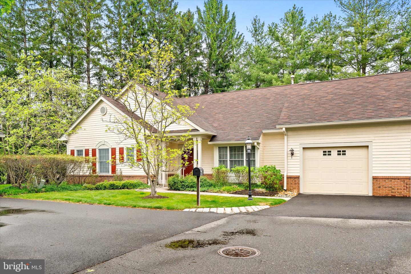 4 Douglas Fir Ct Property Photo 1
