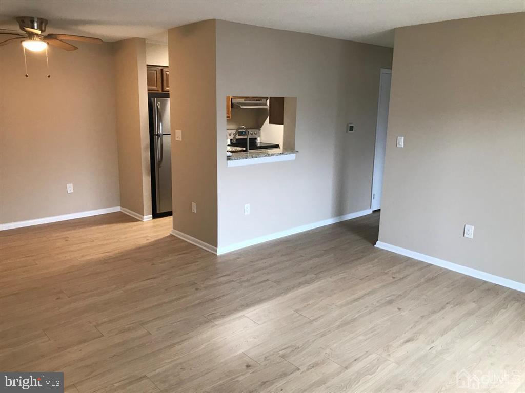 4811 Ravens Crest Dr Property Photo 2