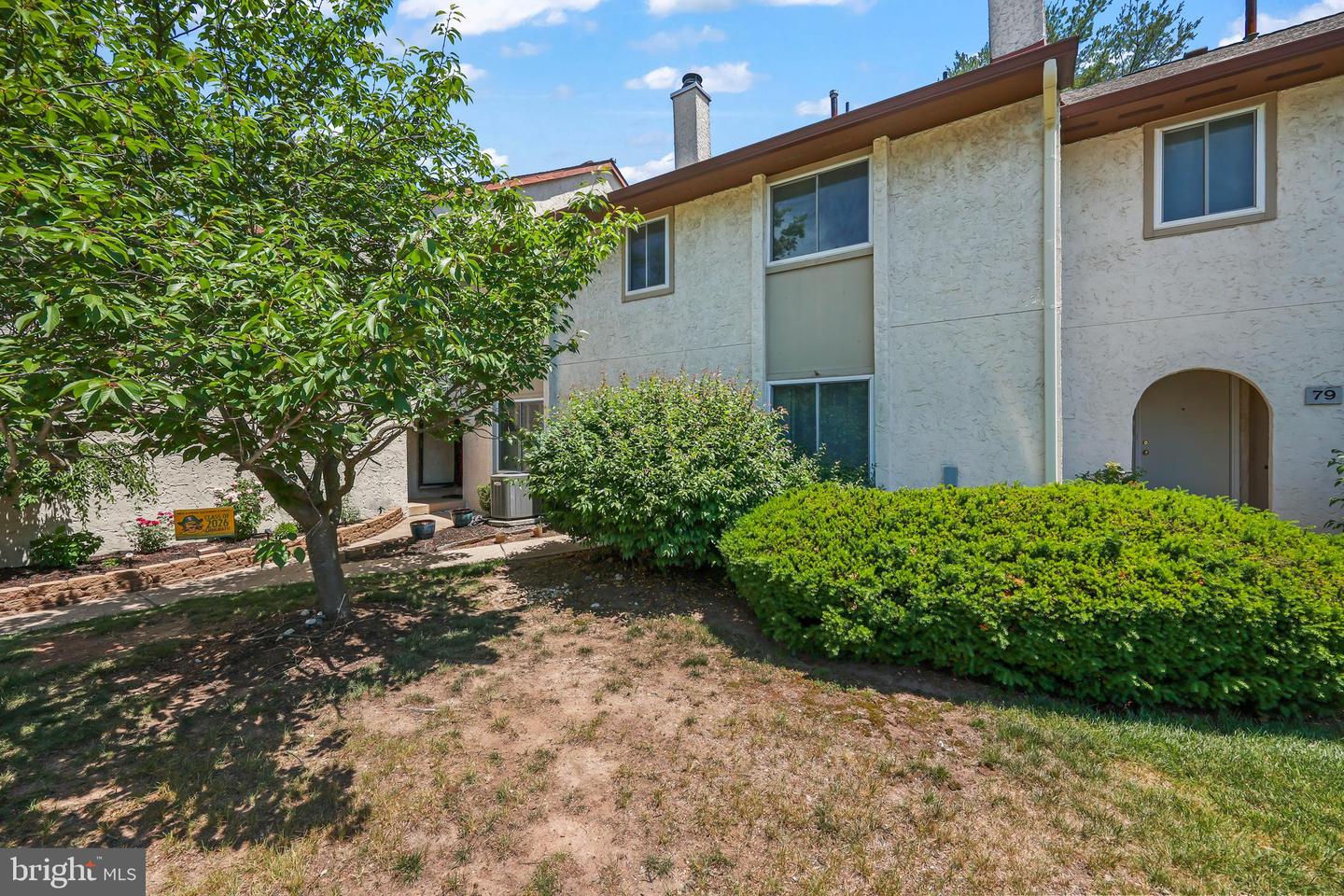81 Thoreau Drive Property Photo 2