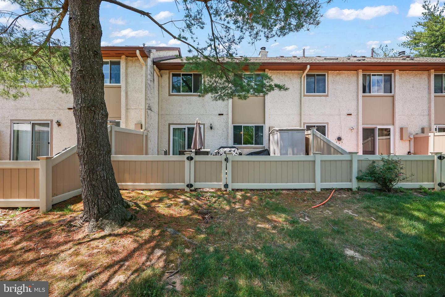 81 Thoreau Drive Property Photo 30