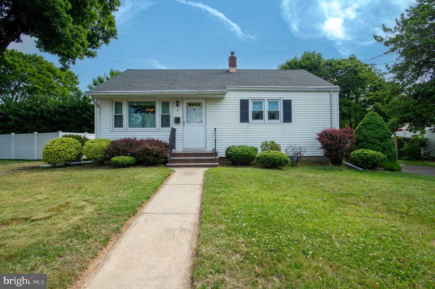 4 Madeline Property Photo 1