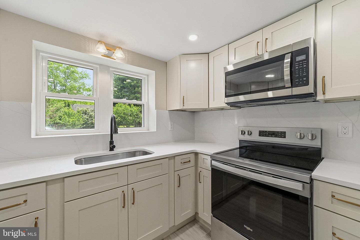 281 Friendship Road Property Photo 18
