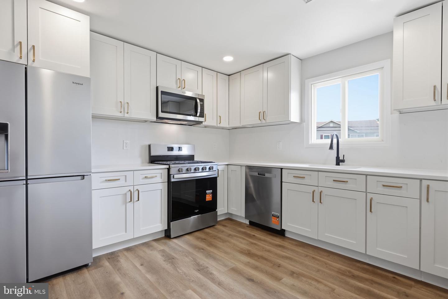2 Kendall Drive Property Photo 8