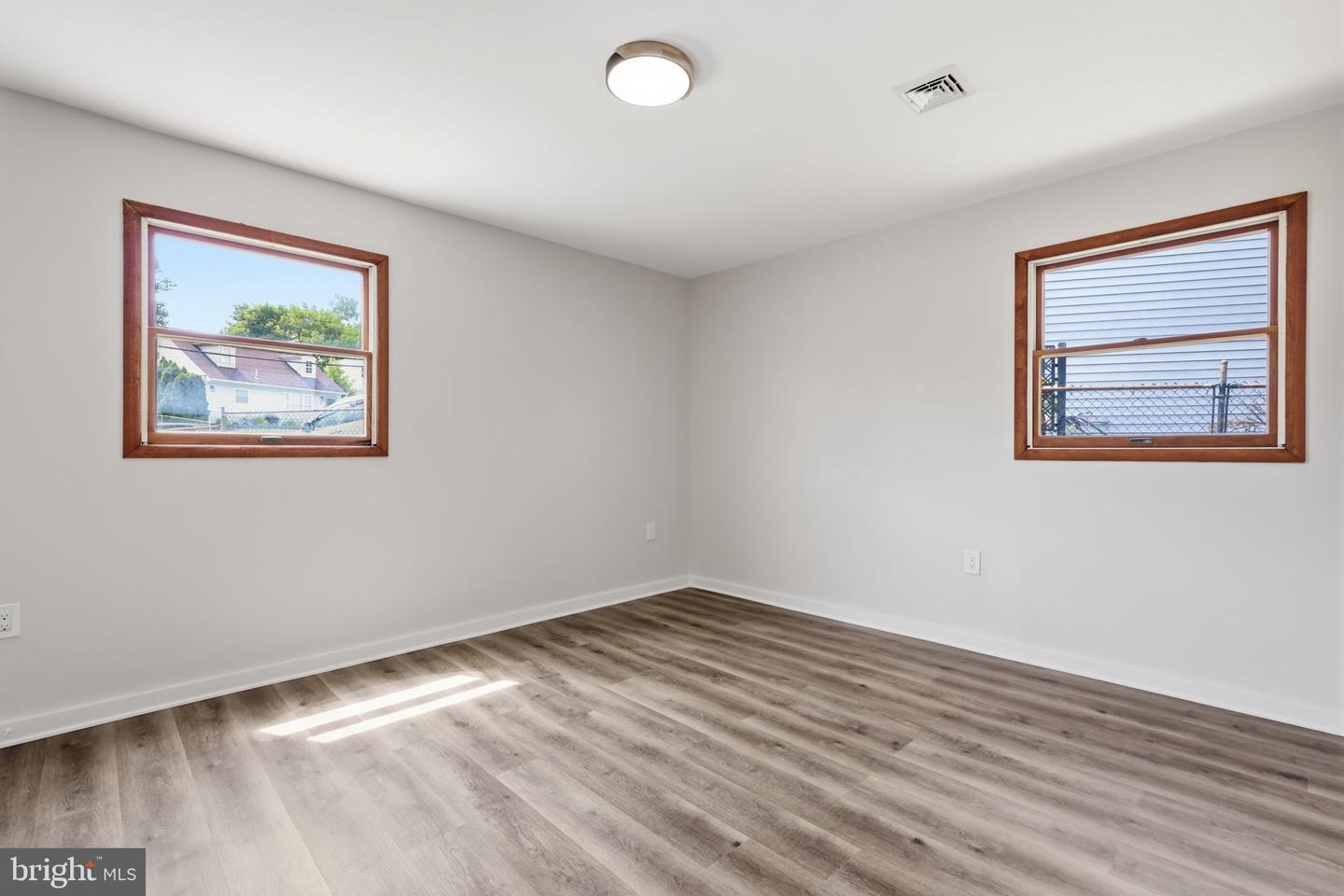 2 Kendall Drive Property Photo 17