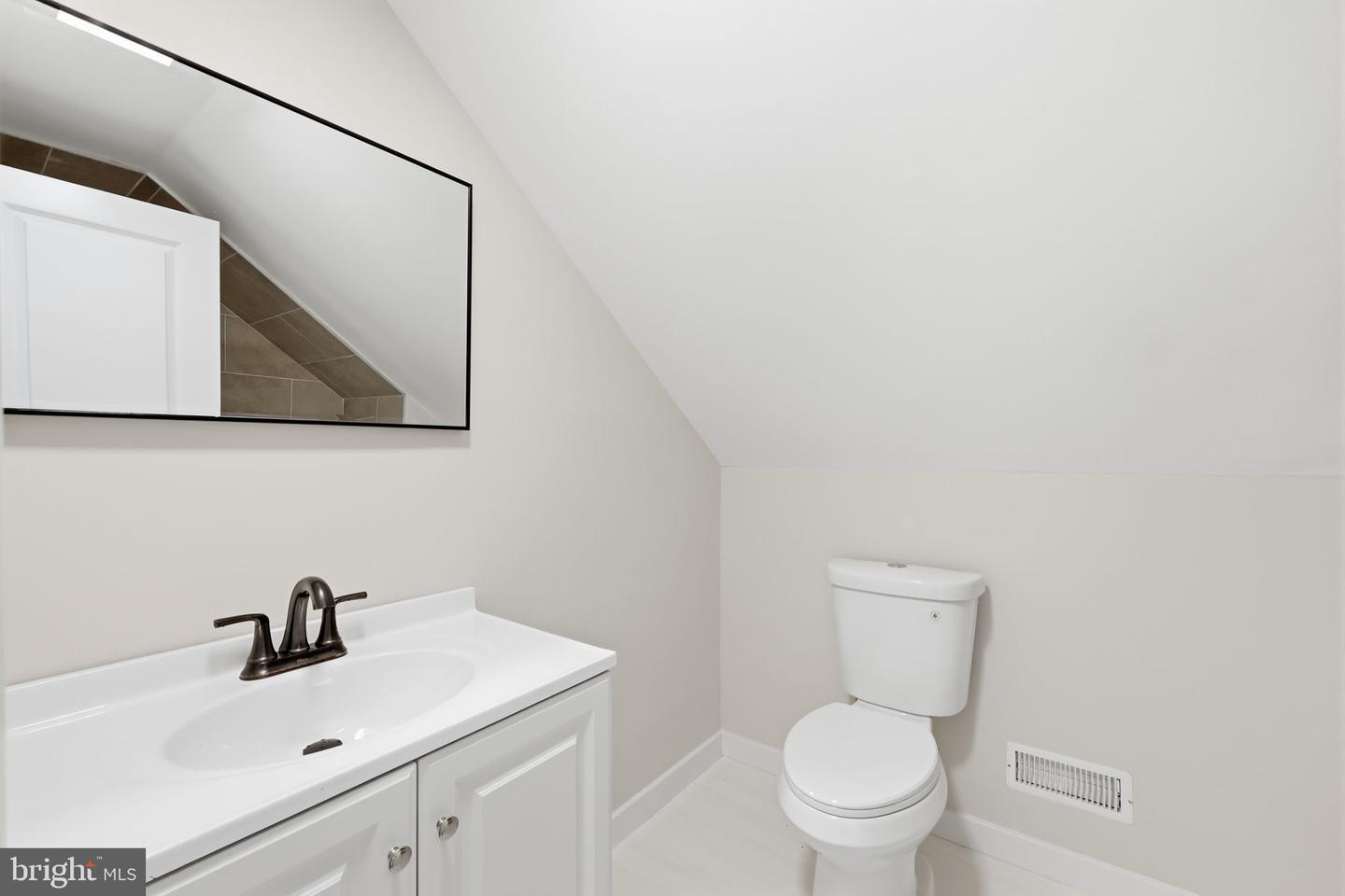 2 Kendall Drive Property Photo 23