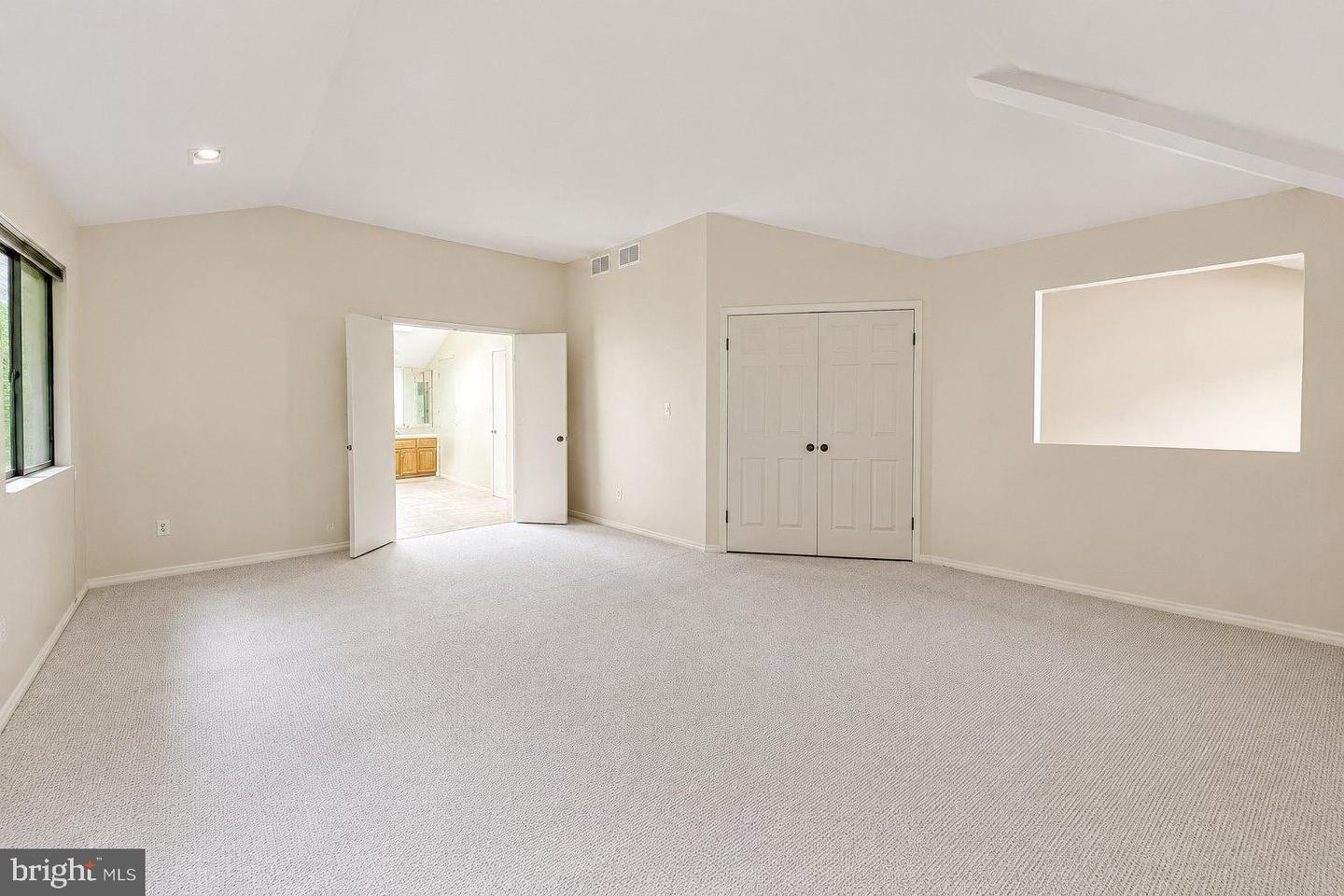 614 Sayre Drive Property Photo 22