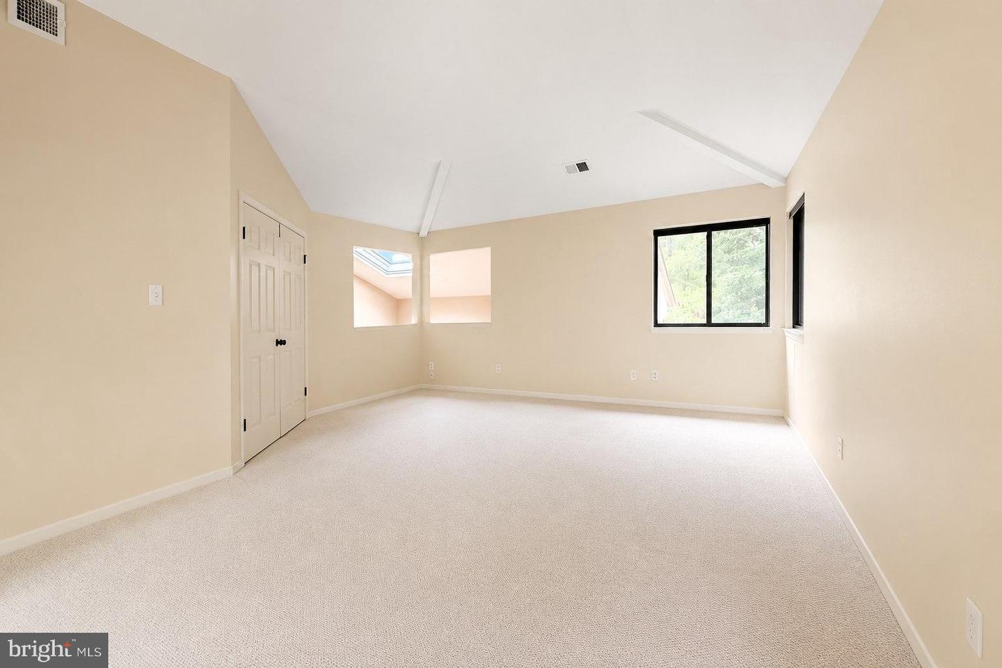 614 Sayre Drive Property Photo 23