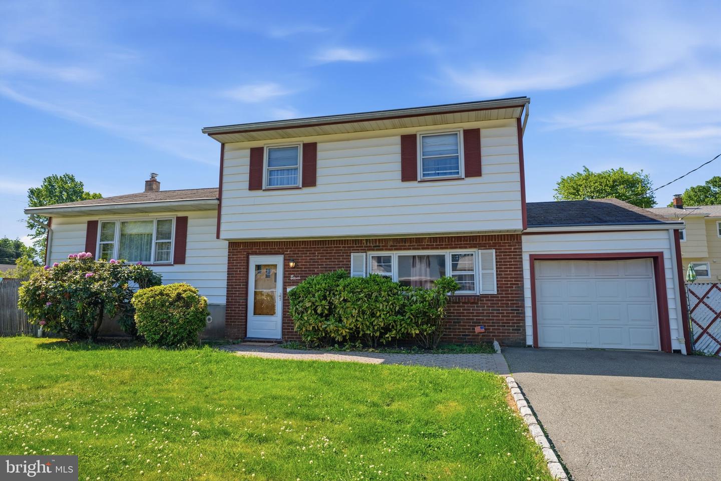 11 Reo Ct Property Photo 1