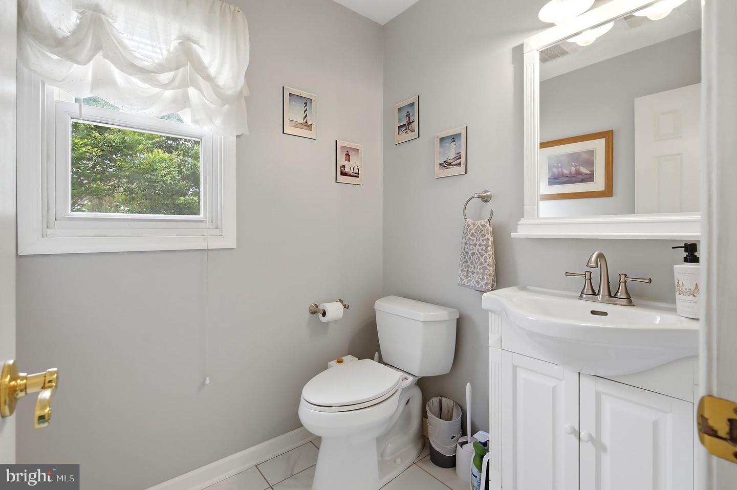 10 George Ave Property Photo 15