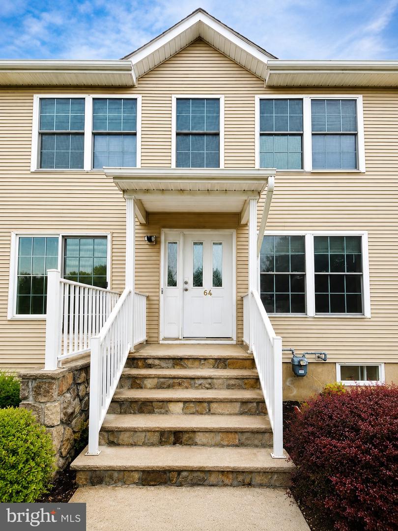 64 Chariot Ct Property Photo 1