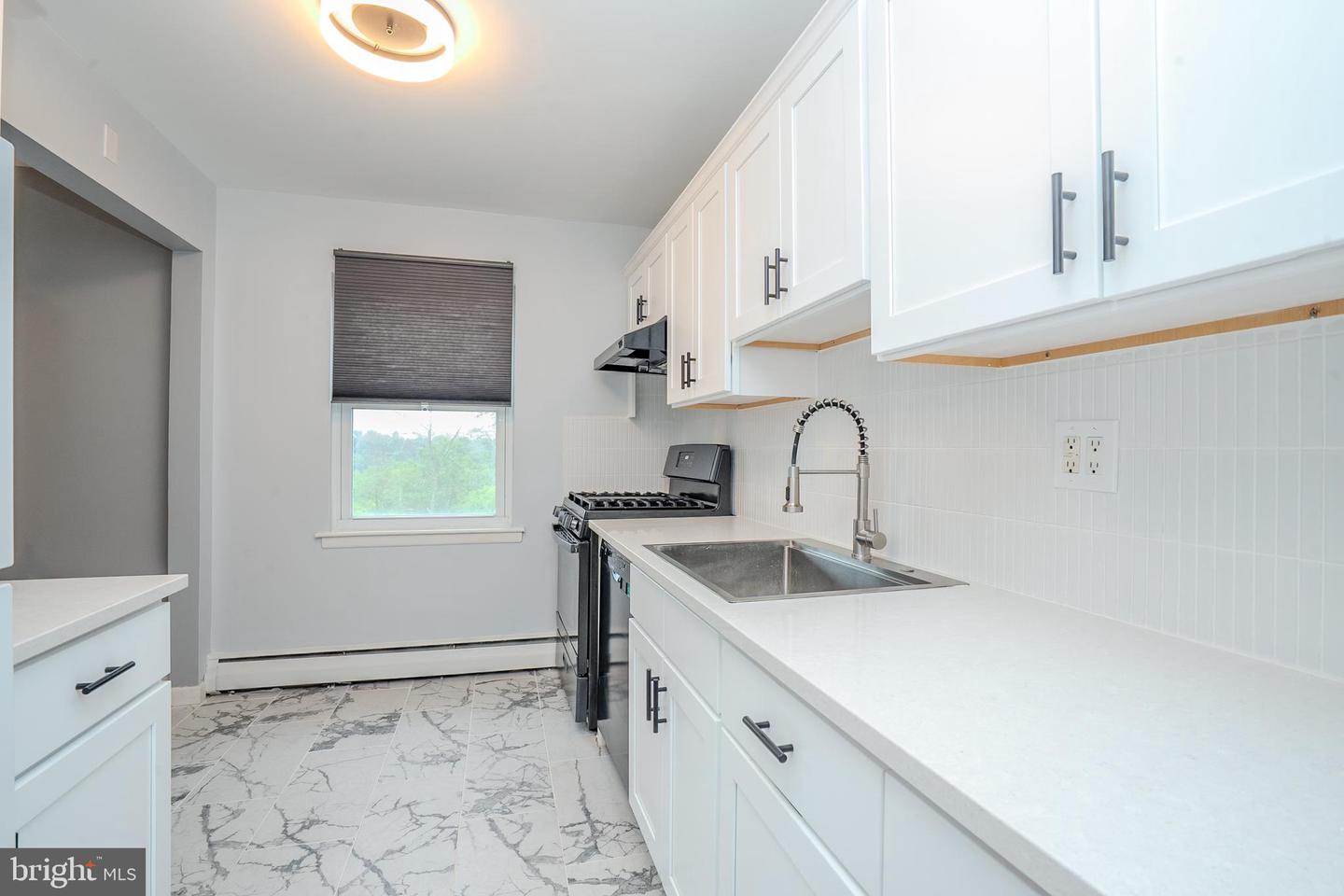 93 Fox Rd #6b Property Photo 5
