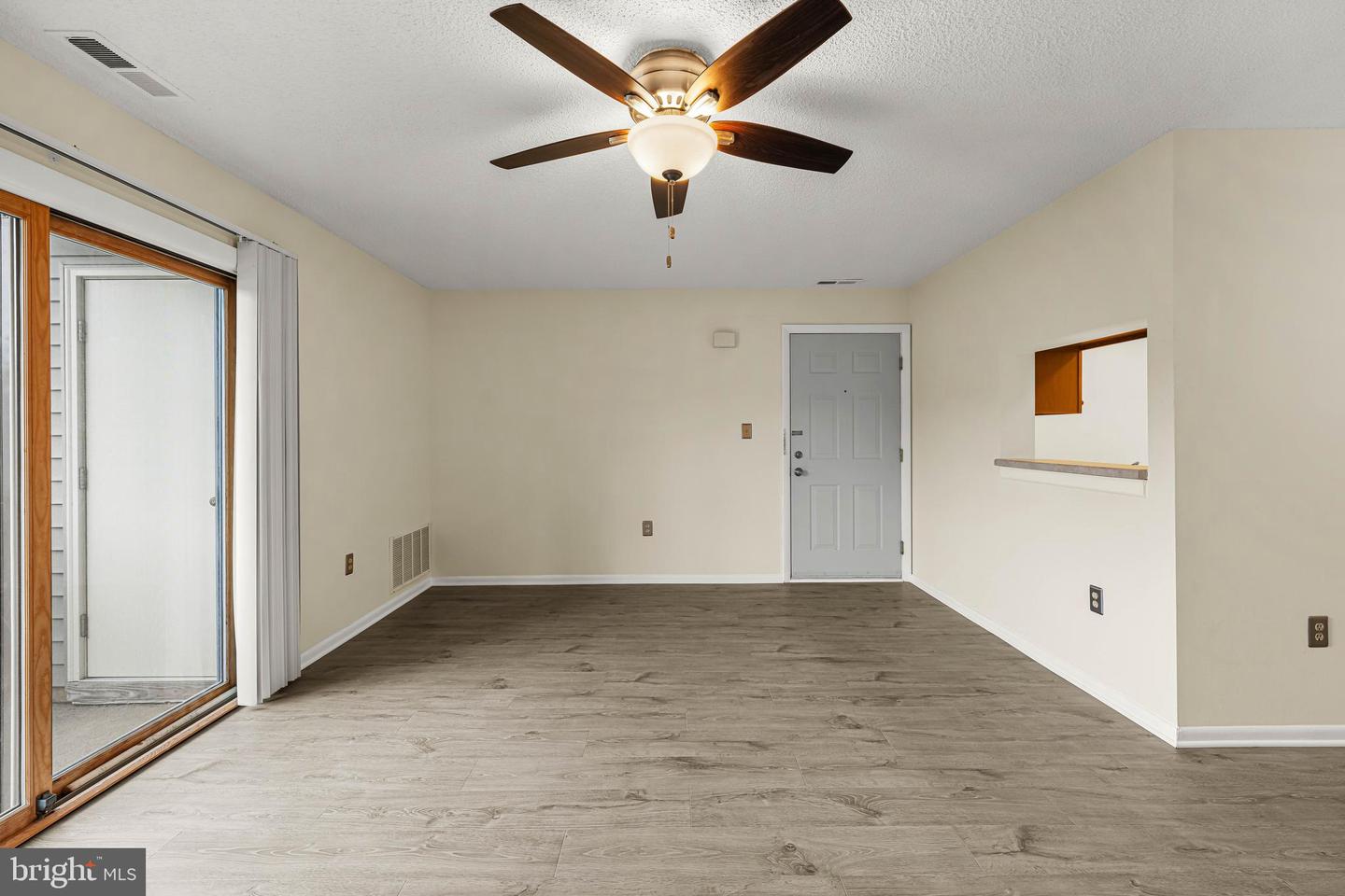 1907 Ravens Crest Drive Property Photo 10